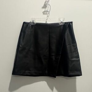 Abercrombie & Fitch Black Mini Skort